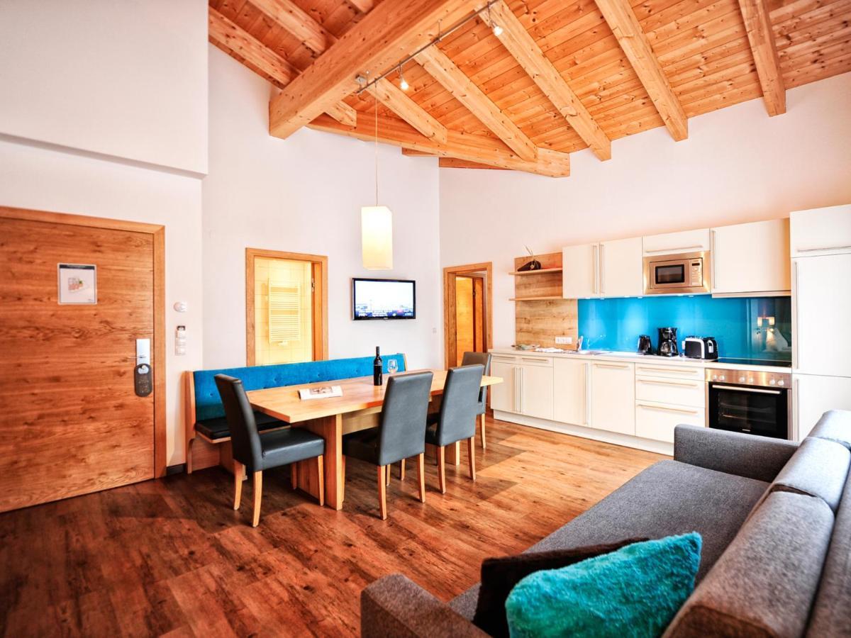 Hotel Garni Alpenland Ischgl Exteriör bild