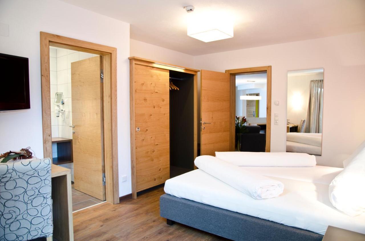 Hotel Garni Alpenland Ischgl Exteriör bild